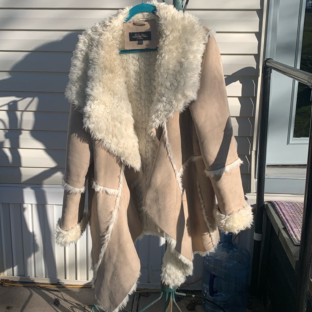 Faux Fur and Suede Exterior Material